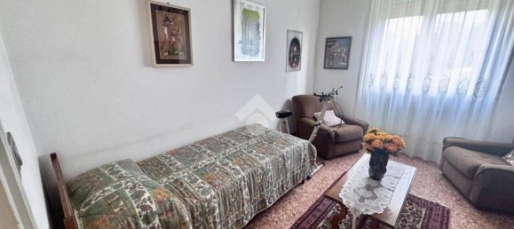 3 bedrooms Apartment in Mirano, Italy No. 341689 8