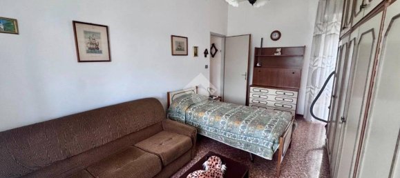 3 bedrooms Apartment in Mirano, Italy No. 341689 5