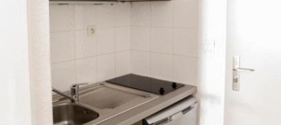 Studio in Orleans, France No. 88430 3