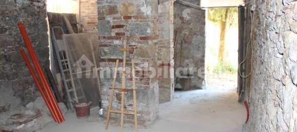 4 bedrooms Apartment in Colle di Val d'Elsa, Italy No. 301011 7