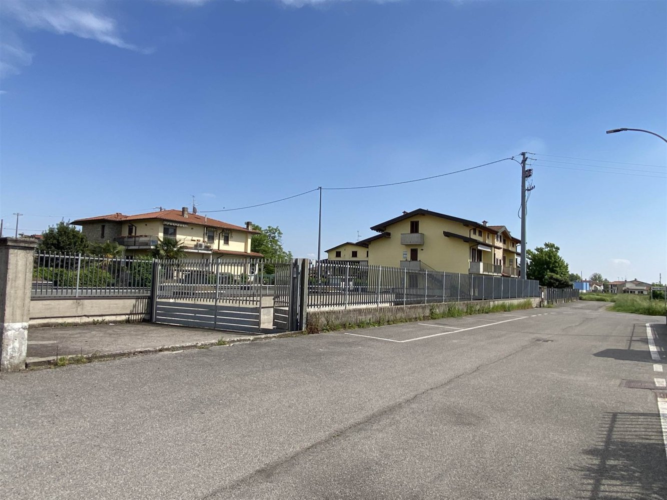 2غرفة مستودع في Spirano, Italy رقم 287813