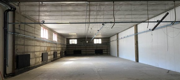 2-salle Entrepôt à Spirano, Italy No. 287813 3