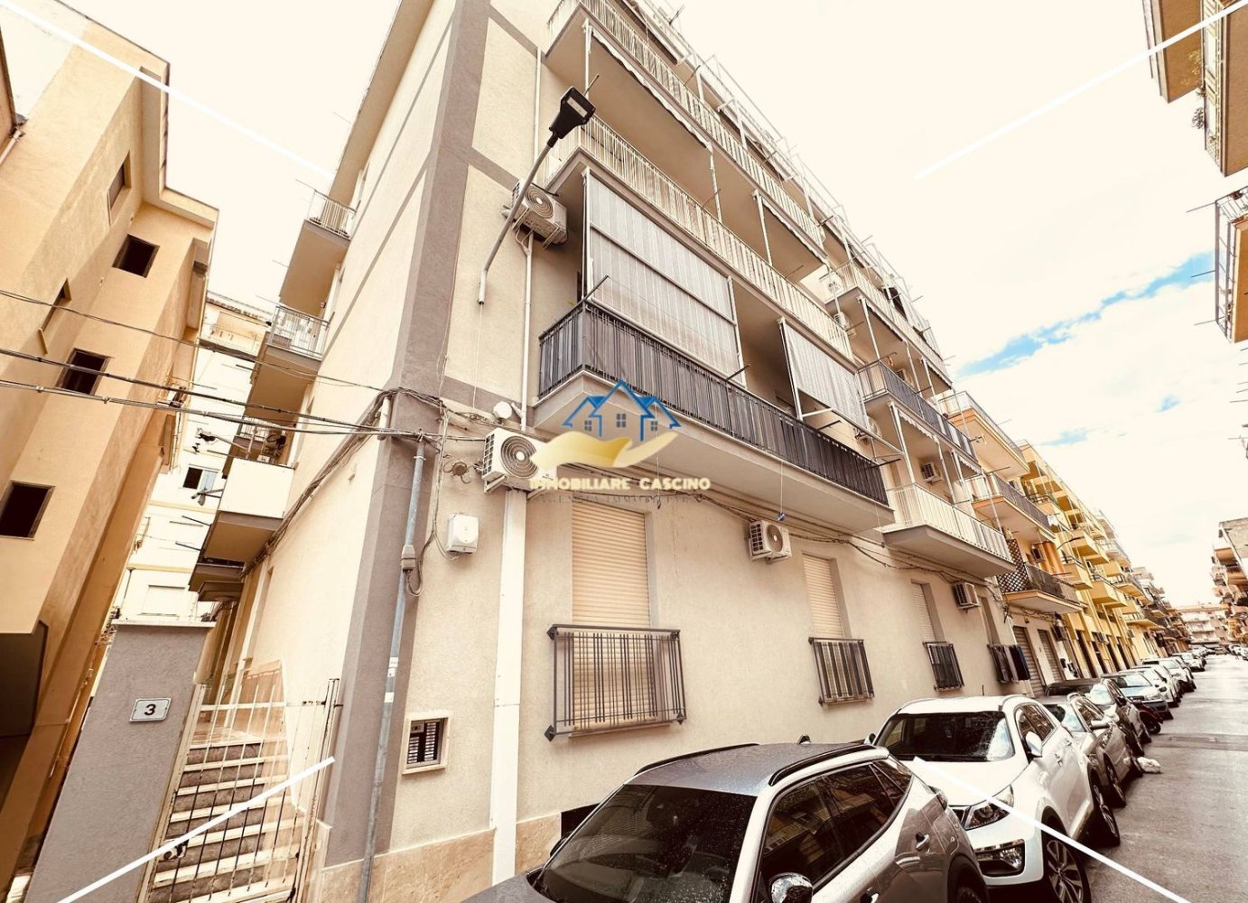 Apartamento de 4 dormitorios en Bagheria, Italy No. 344428