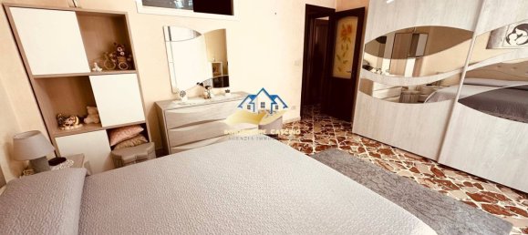 Apartamento de 4 dormitorios en Bagheria, Italy No. 344428 39
