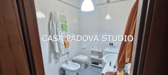 2 rooms Apartment in Padua, Italy No. 267614 14