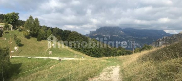 3 bedrooms Apartment in Lecco, Italy No. 179296 9