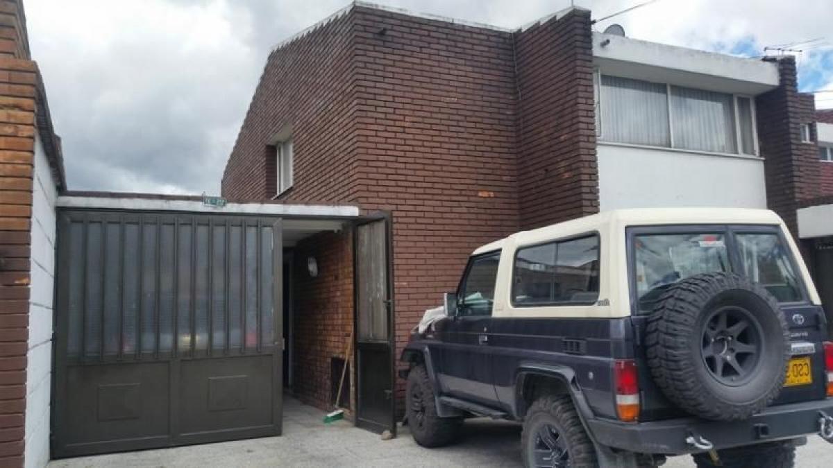 4 غرف نوم منزل في Bogota, Colombia رقم 14415