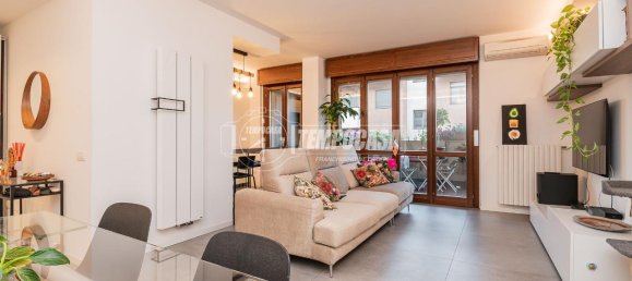 3-salle Appartement à Melegnano, Italy No. 74046 2