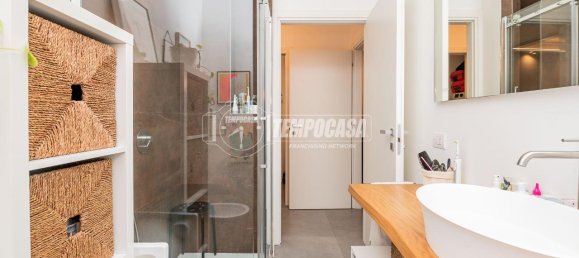 3-salle Appartement à Melegnano, Italy No. 74046 12