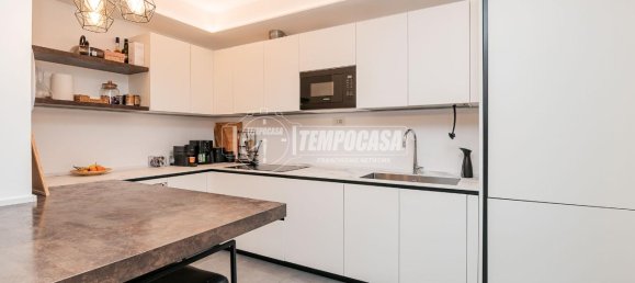 3-salle Appartement à Melegnano, Italy No. 74046 8
