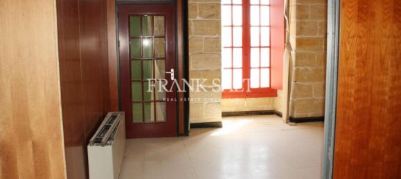 200m² Office in Valletta, Malta No. 13030 3