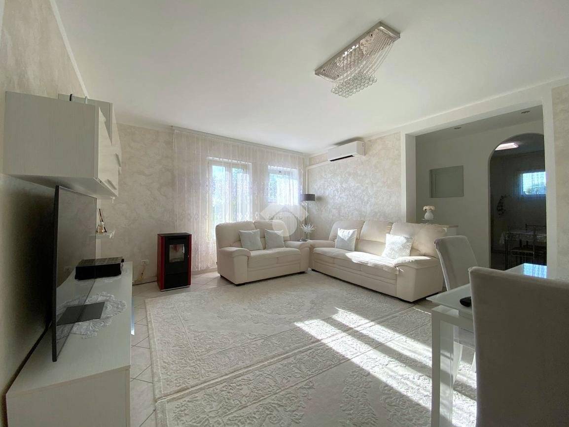 6 Schlafzimmer Haus in Azzano Mella, Italy, Nr. 296761