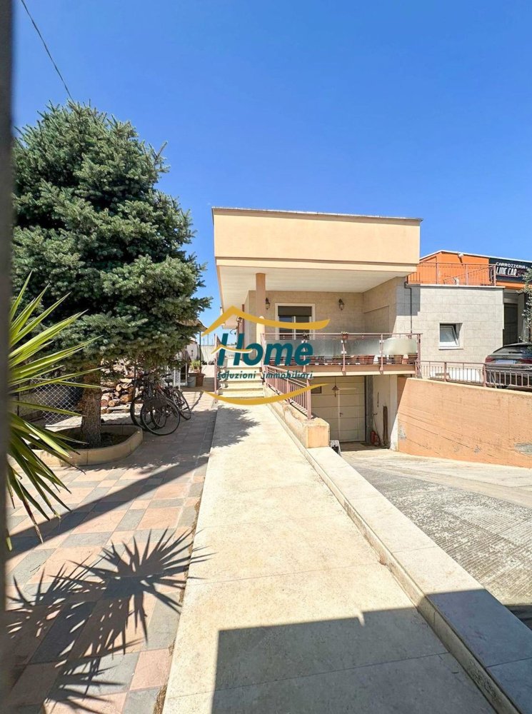  بناية في Gioia del Colle, Italy 430متر مربع رقم 269937