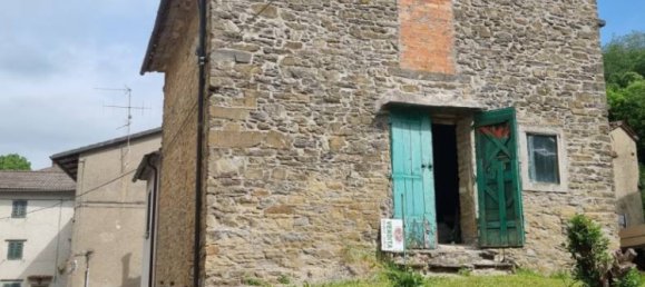 Garage à Vernio, Italy 145m² No. 102717 23