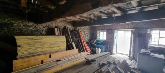 Garage à Vernio, Italy 145m² No. 102717 21