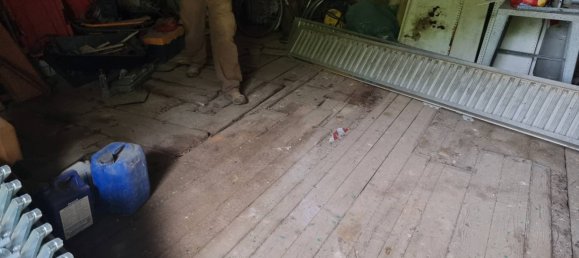 Garage à Vernio, Italy 145m² No. 102717 25