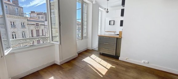 2 bedrooms Apartment in La Rochelle, France No. 342330 4