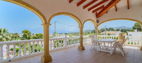 4 bedrooms Villa in Alicante, Spain No. 32724 7