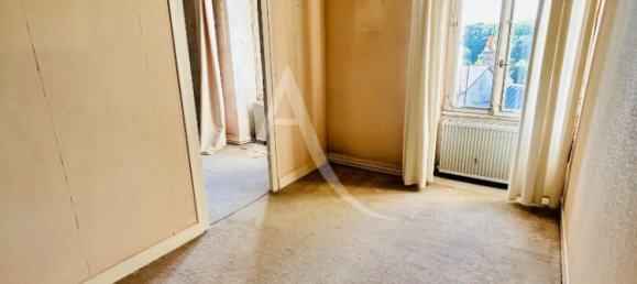 2 Schlafzimmer Haus in Chateau-Renault, France, Nr. 85604 11