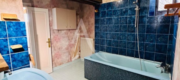 2 Schlafzimmer Haus in Chateau-Renault, France, Nr. 85604 10