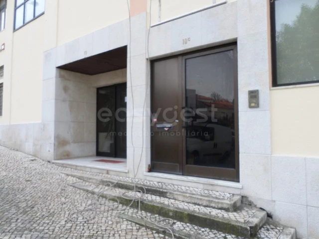 2794m² Commercial property in Lisbon, Portugal No. 49549