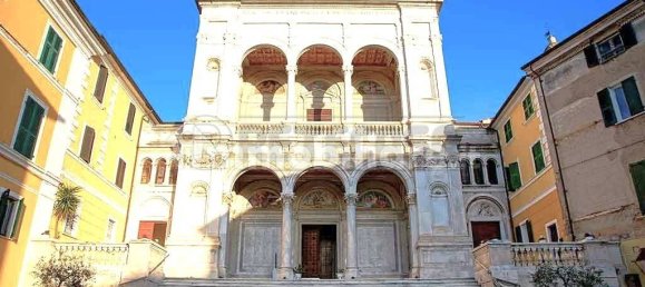 2 bedrooms Apartment in Carrara, Italy No. 299420 8