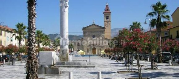 2 bedrooms Apartment in Carrara, Italy No. 299420 15