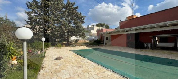 5 bedrooms Villa in Monopoli, Italy No. 17845 89