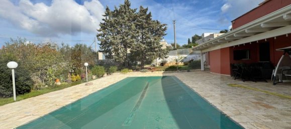 5 bedrooms Villa in Monopoli, Italy No. 17845 37