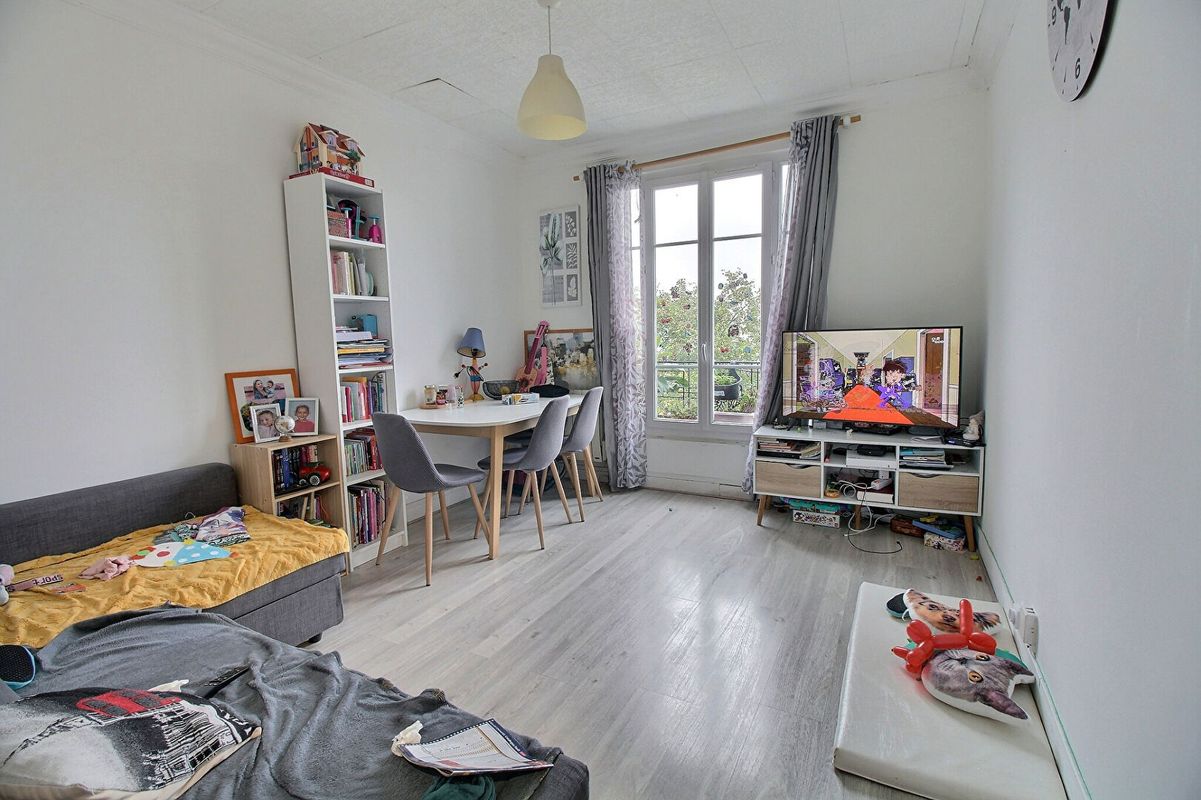 1 chambre Appartement à Colombes, France No. 165232