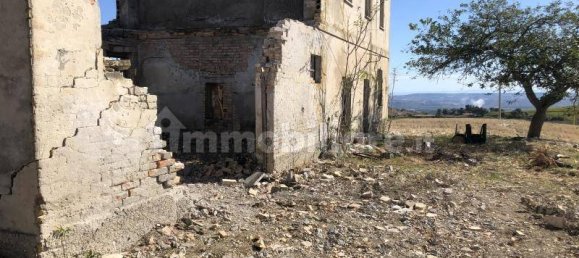 Дом с 2 спальнями в Купелло, Италия № 237180 9