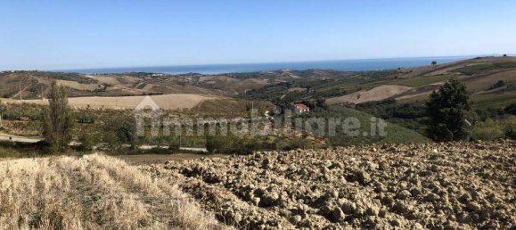 Дом с 2 спальнями в Купелло, Италия № 237180 11