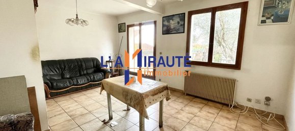 3 bedrooms House in Carrieres-sur-Seine, France No. 180650 10