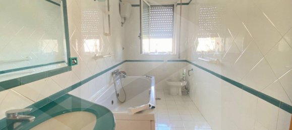 3 rooms Apartment in Bitonto, Italy No. 23986 12