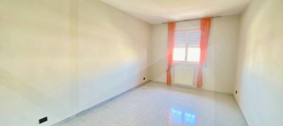 3 rooms Apartment in Bitonto, Italy No. 23986 15