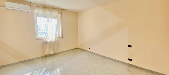 3 rooms Apartment in Bitonto, Italy No. 23986 13