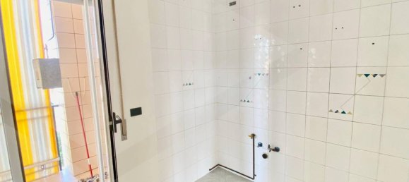 3 rooms Apartment in Bitonto, Italy No. 23986 7