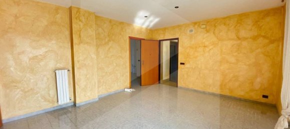 3 rooms Apartment in Bitonto, Italy No. 23986 2