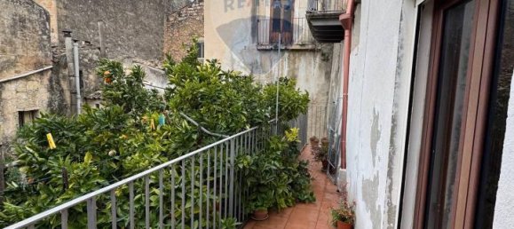 6 rooms House in Modica, Italy No. 172989 8