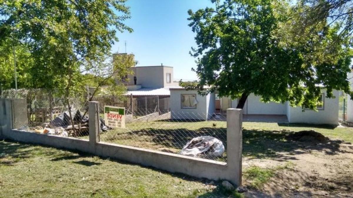 3 bedrooms House in Cordoba, Argentina No. 21844