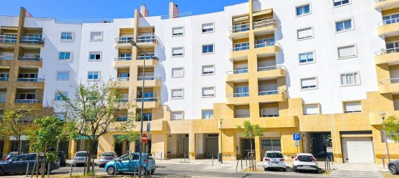 3 bedrooms Apartment in Lisbon, Portugal No. 202716 27