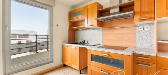 Dúplex de 3 dormitorios en Paris, France No. 299073 5