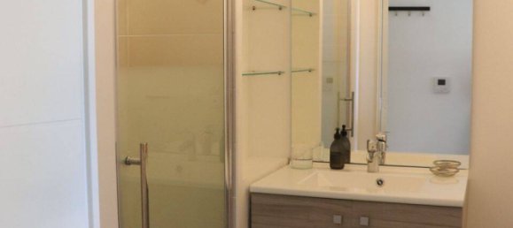 Apartamento T2 em Marseille, France N.º 329882 10