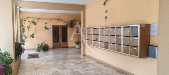 3 bedrooms Apartment in Blois, France No. 260175 10