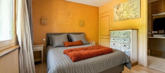 5 bedrooms House in Montmerle-sur-Saone, France No. 313814 10