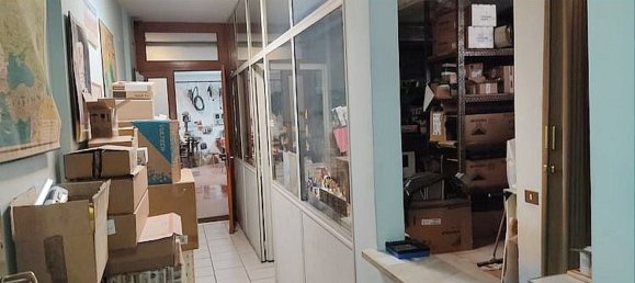 5-Zimmer Gewerbliche Immobilie in Bari, Italy, Nr. 118717 11