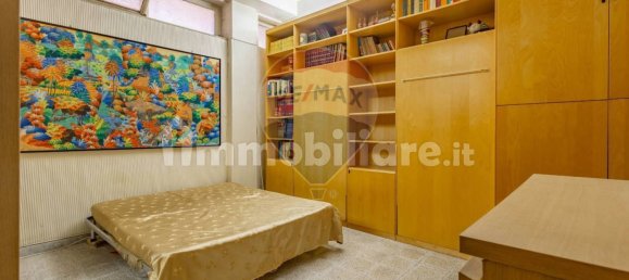 1 room Commercial property in Bari, Italy No. 311411 22