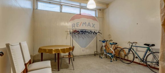 1 room Commercial property in Bari, Italy No. 311411 18