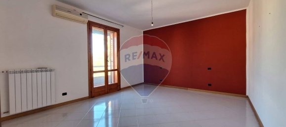 Квартира с 7 комнатами в Ното, Италия № 121074 19