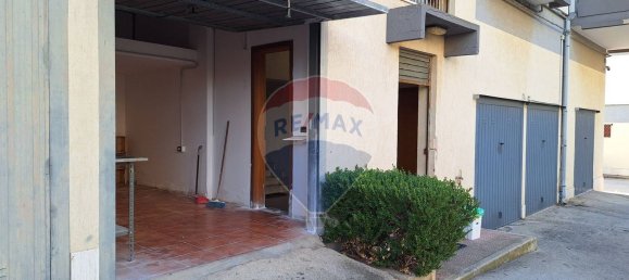 Квартира с 7 комнатами в Ното, Италия № 121074 5